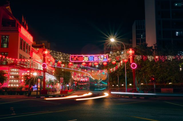 shopping in chinatown singapore
