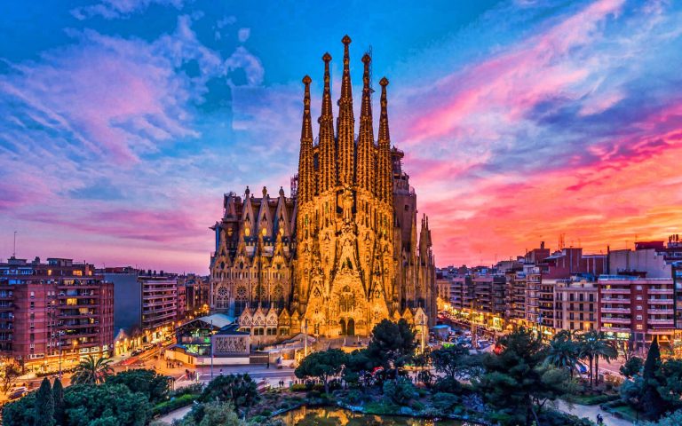 A Complete Guide To Barcelona’s Sagrada Familia