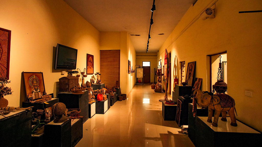 Coir Museum is a top tourist places at alappuzha