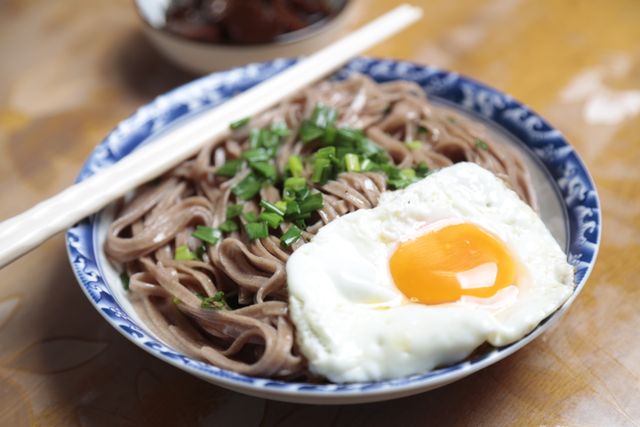 food of bhutan is very healthy