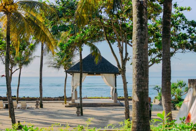 top luxury resorts in bali