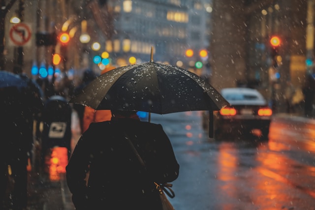 temperature in bangalore comes down during the monsoon season
