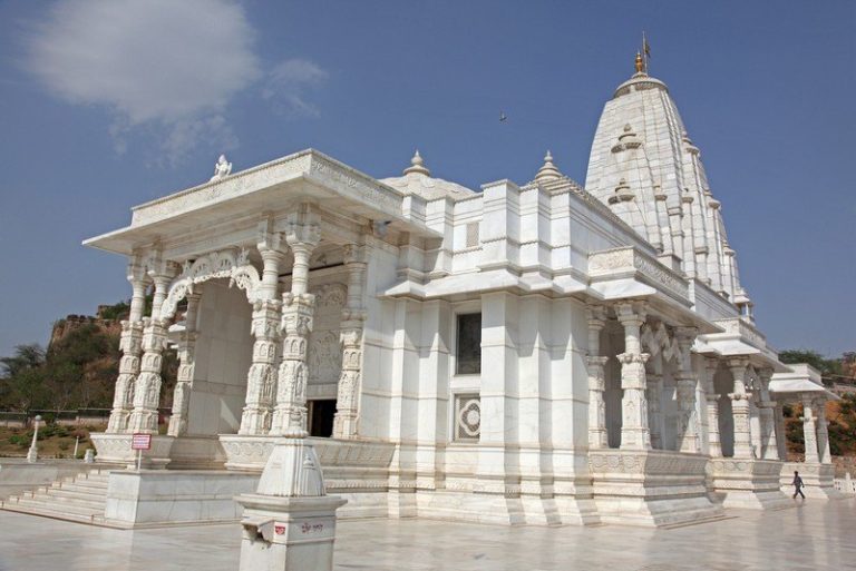 Indulge In Sancity At Birla Mandir Jaipur
