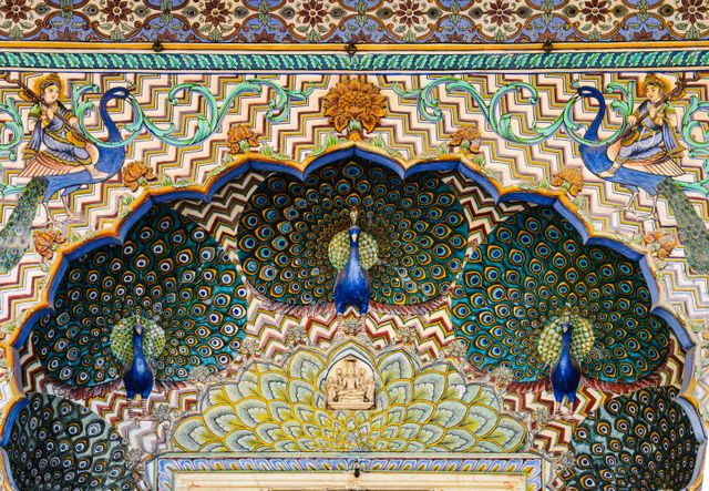city palace in jaipur is very popular among tourists.