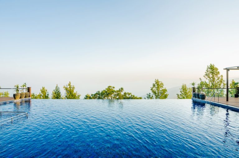 Top 8 Chikmagalur Resorts: Homely & Luxurious Stays Amidst Nature