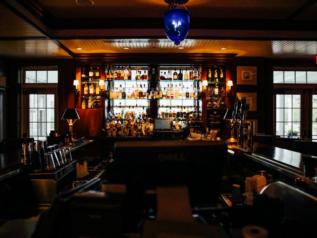 Pleasant atmosphere, delicious cuisine, and a remarkable party experience at EVOLVE.