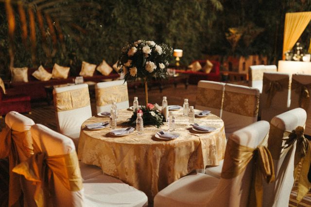 best clubs in jaipur with roof top dining options
