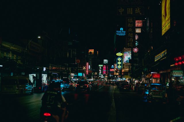 nightlife in bangkok for single and couples