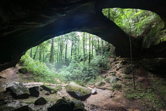 dangerous guna caves 