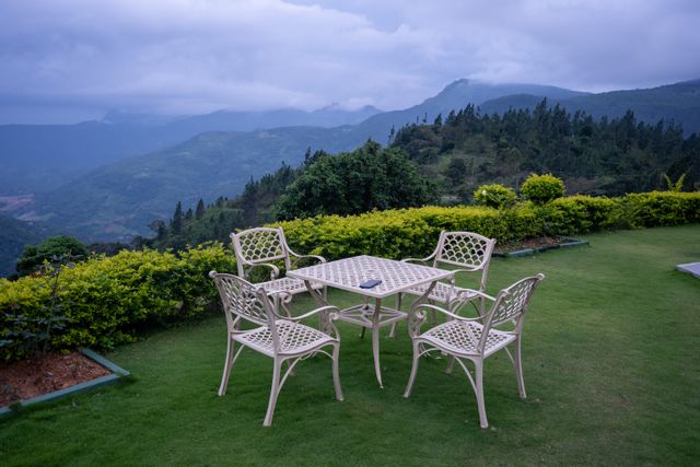 kodaikanal weather is very cool