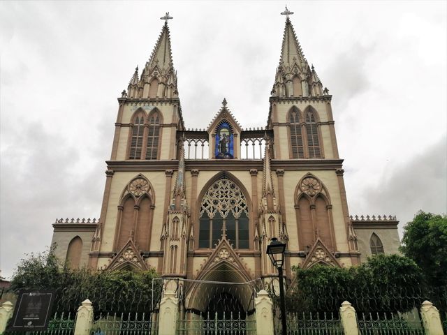 famous church in kochi
