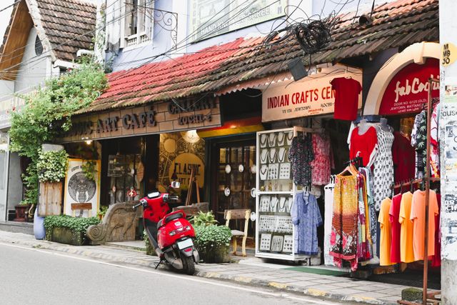 jew street mattancherry is a great place to spend an entire day