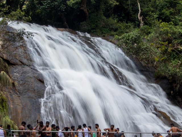 famous waterfalls in munnar for a little adventure