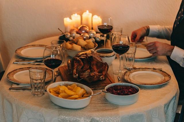 christmas dinner table