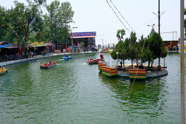 beautiful mussoorie lake