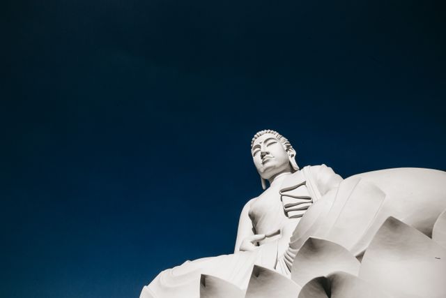 huge white Bahirawakanda Vihara Buddha Statue