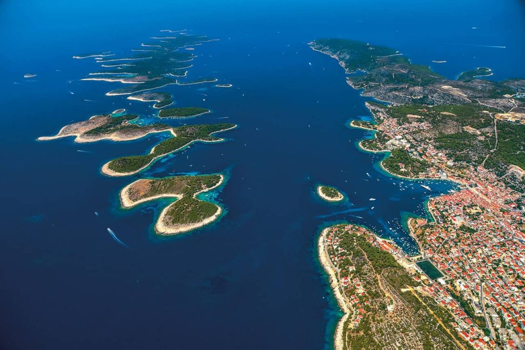 island hopping in croatia