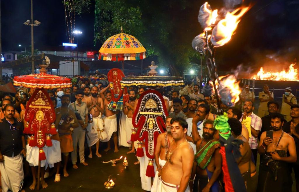A large gathering of devotees to watch the Makaravilakku in Sabarimala Temple.