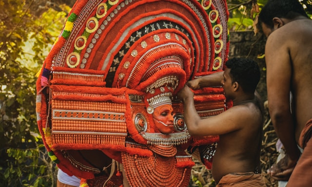 ceremonious dance performance of Kerala