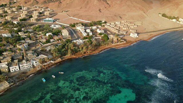 laid-back atmosphere with a relaxed shoreline