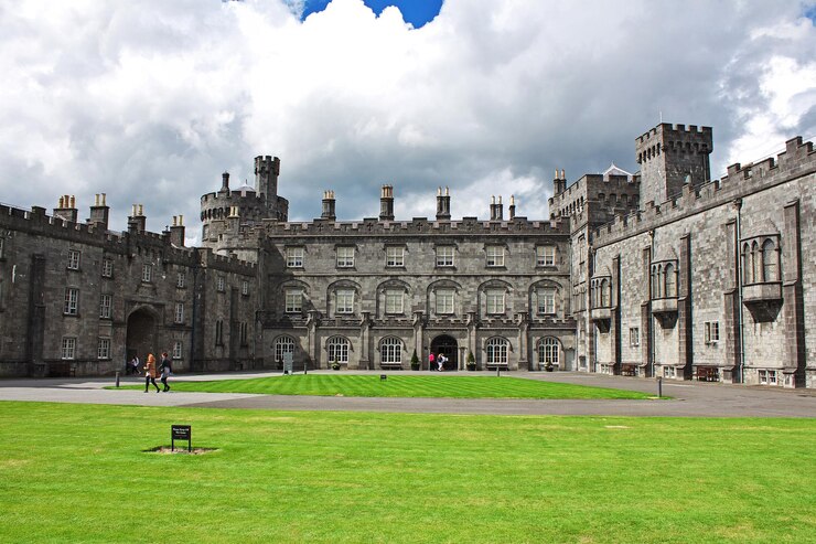 majestic Kilkenny castle