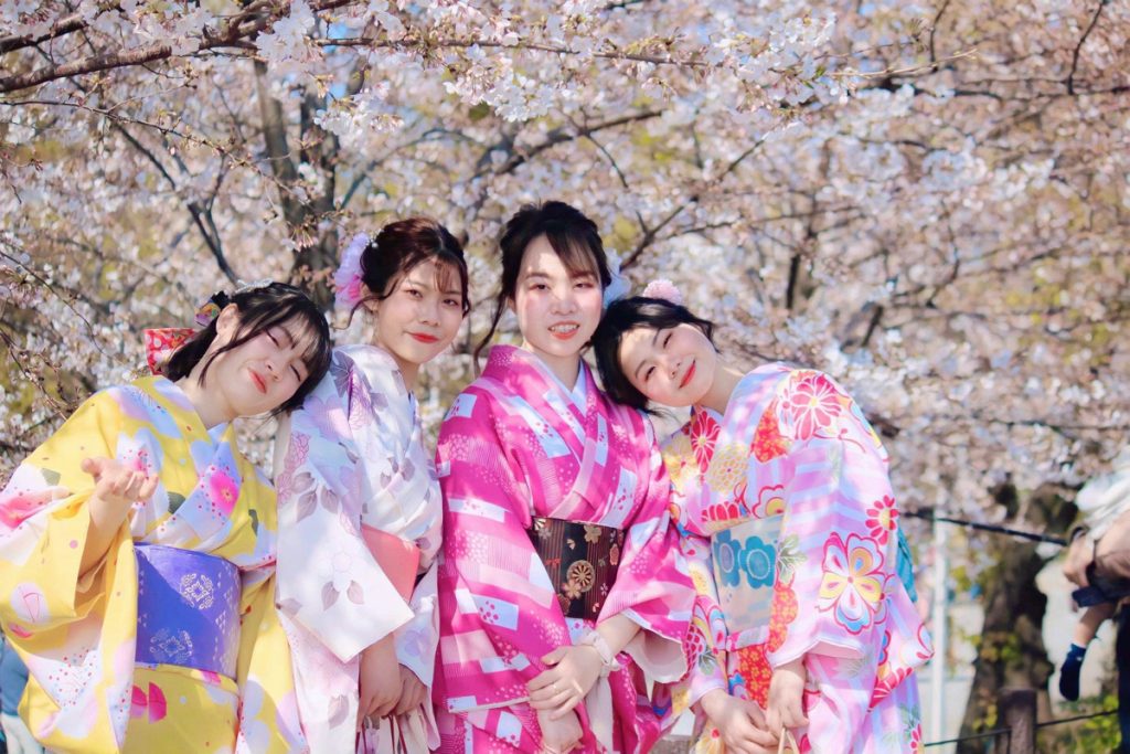  traditional kimono is a great way to experience Japanese culture. 