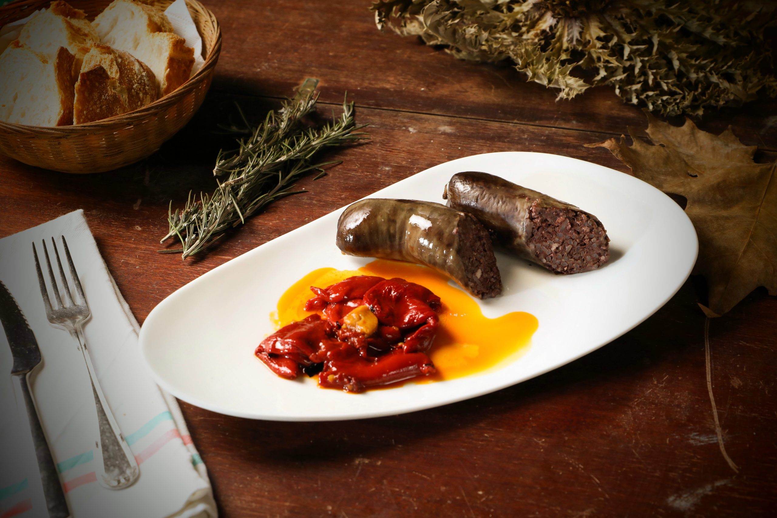 mix of all meat is used to make the sausages