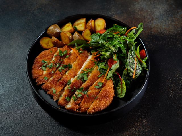 Kotlet is a great starter in Iranian cuisine
