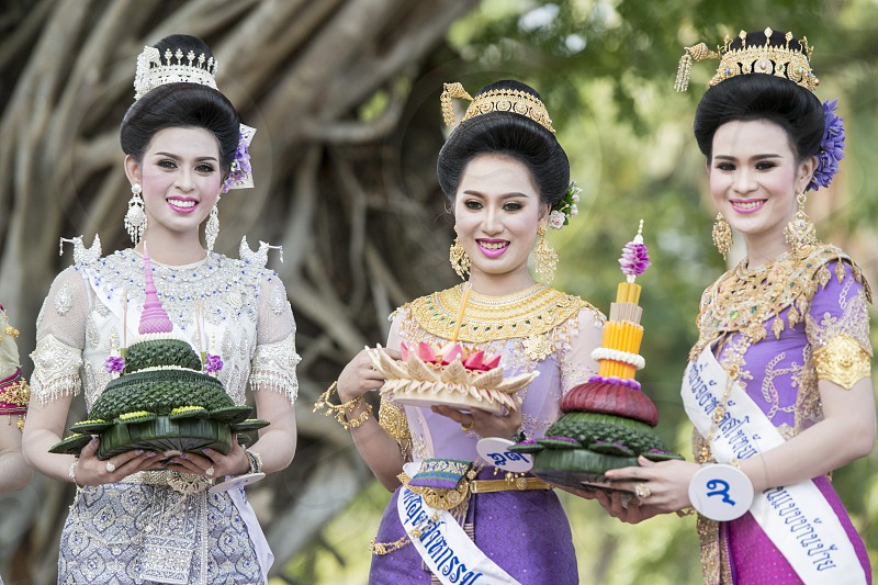 traditional loy krathong outfit