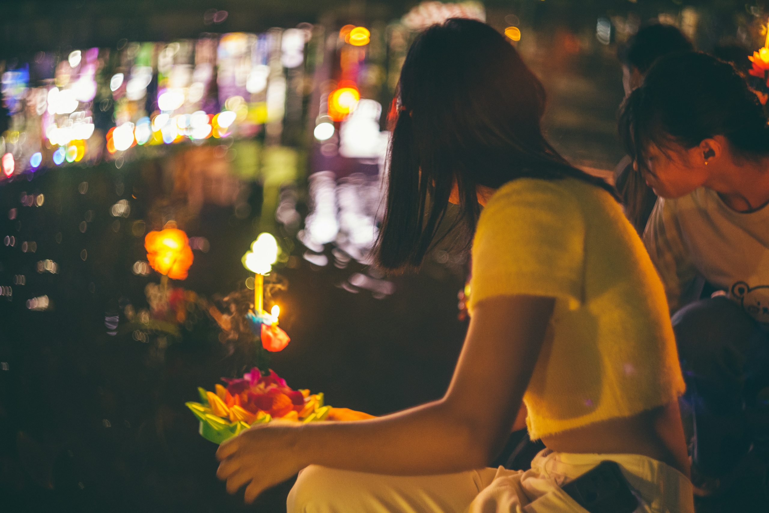 lighting lamp is a loy krathong activities