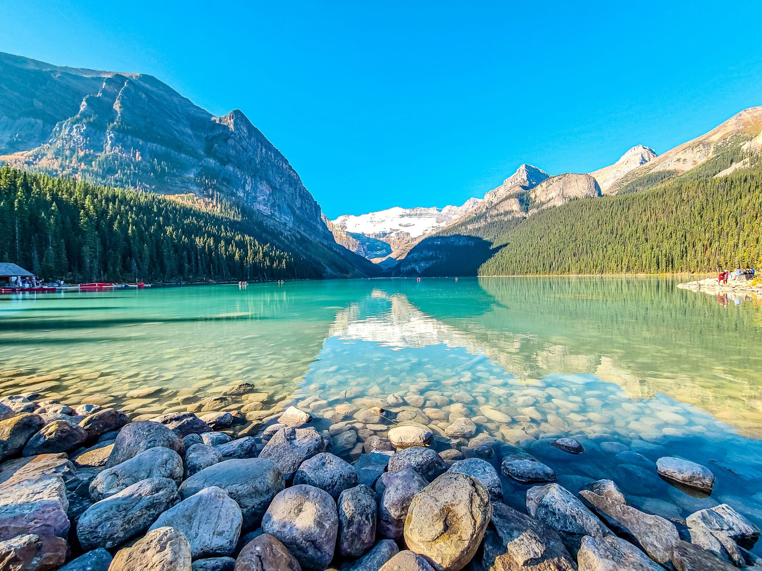 striking green-blue waters and picture-perfect settings