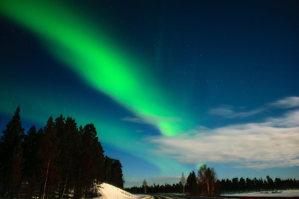  lapland northern lights tour
