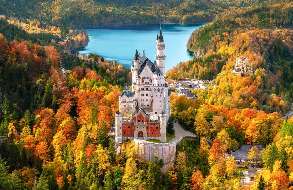 places to visit in autumn season