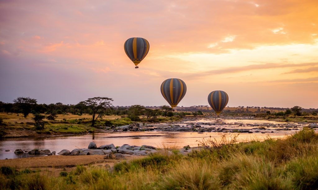 serengeti balloon trip