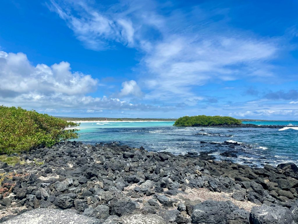 galapagos islands ecotourism