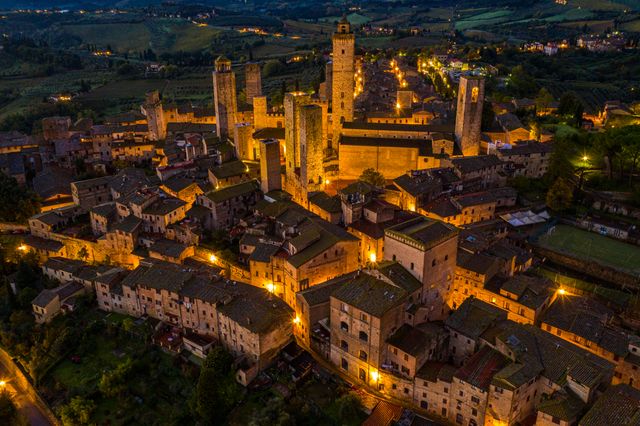 tuscany houses
