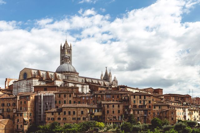 places to go in tuscany